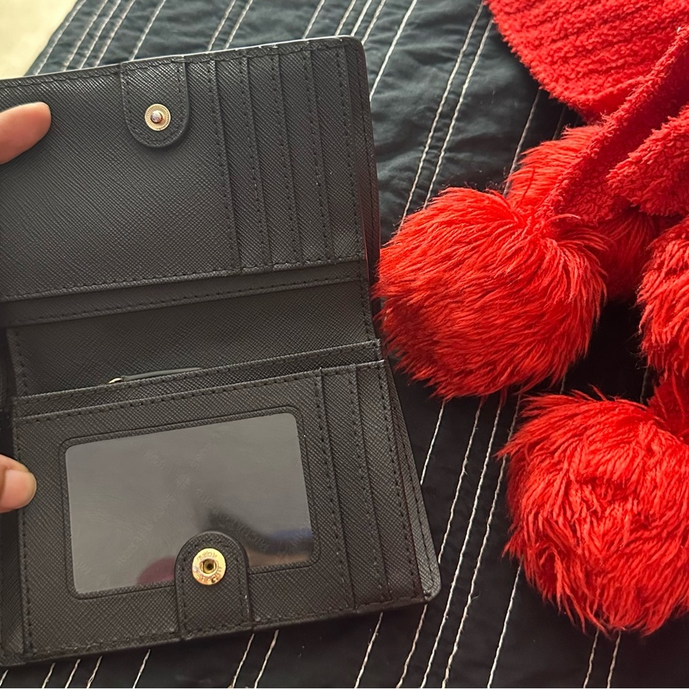 Mk wallet - Picture 2 of 3